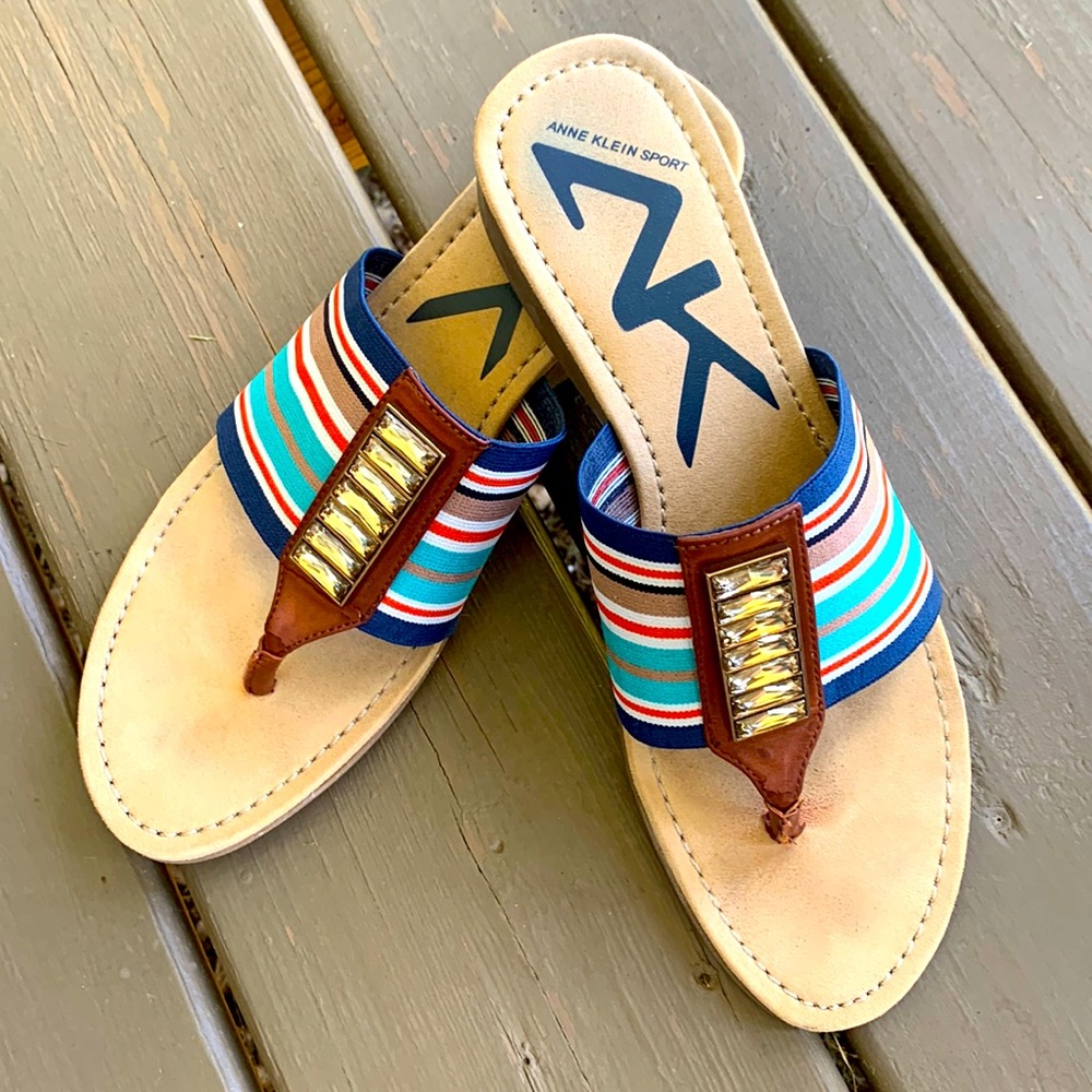 ANNE KLEIN SPORT    Size 9 1/2